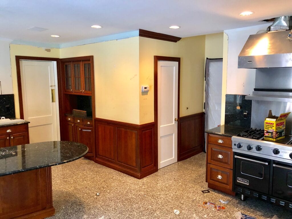Clean Clutter junk removal — IMG_5325